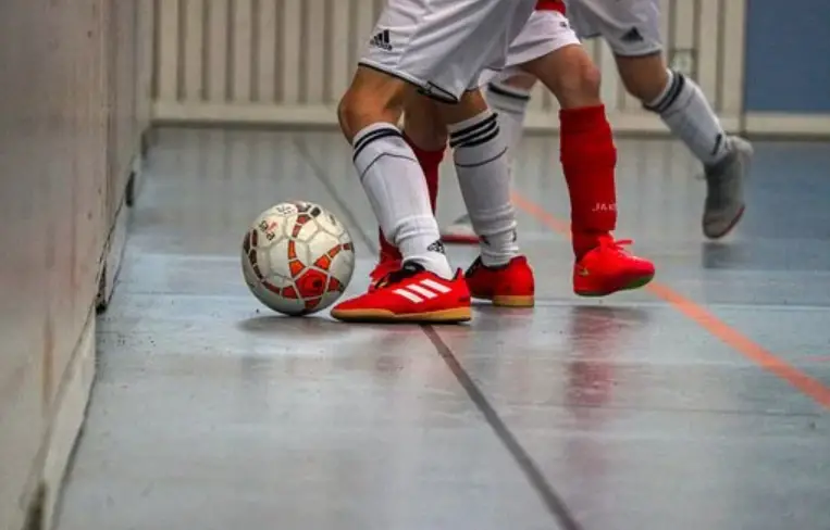 soccer indoor shoes
